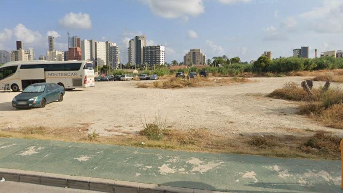 Parcela de la avenida Rumanía, 34