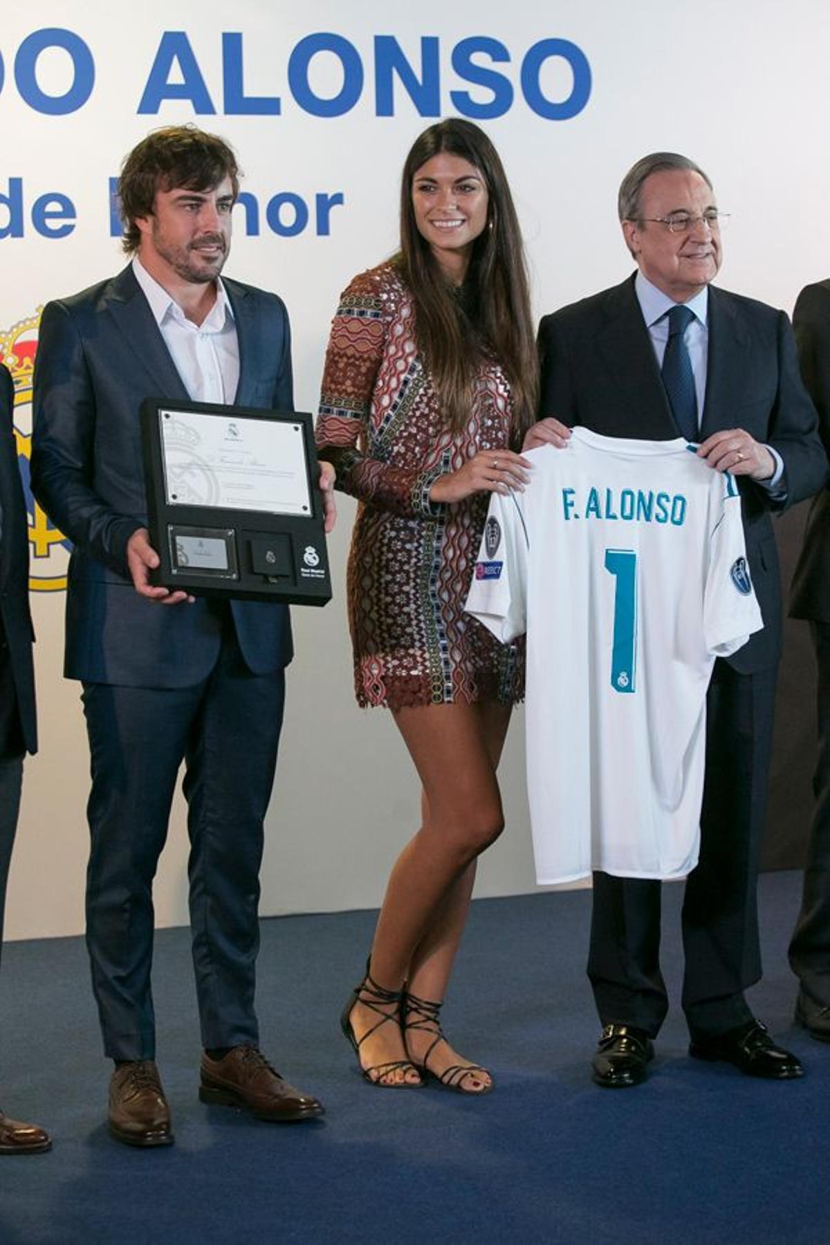 Linda Morselli con Fernando Alonso en Madrid