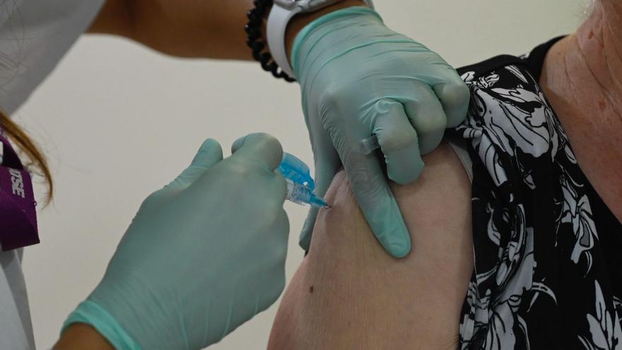 Encuesta: ¿Vas a vacunarte este año contra la gripe y el covid?