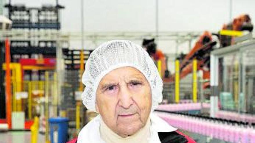 Juan Carmona, en las instalaciones de Inquiba en Guareña (Badajoz) | Andrés Rodríguez