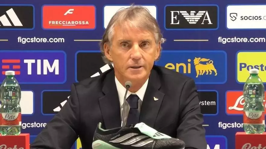 Mancini: "Pio Esposito puede ser como Vieri o Luca Toni"