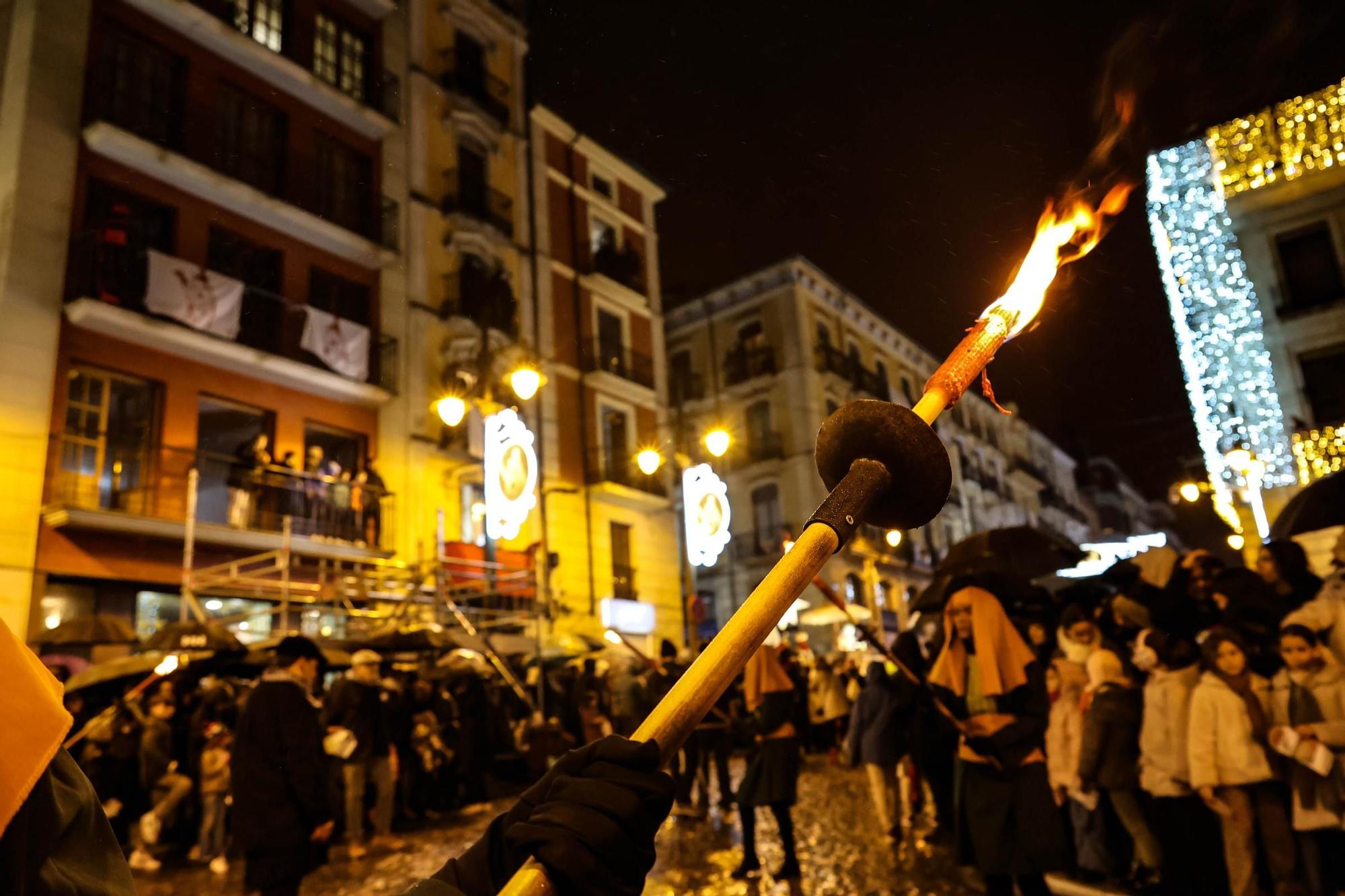 Las imágenes del Día de la Burrita y el Bando Real de Alcoy