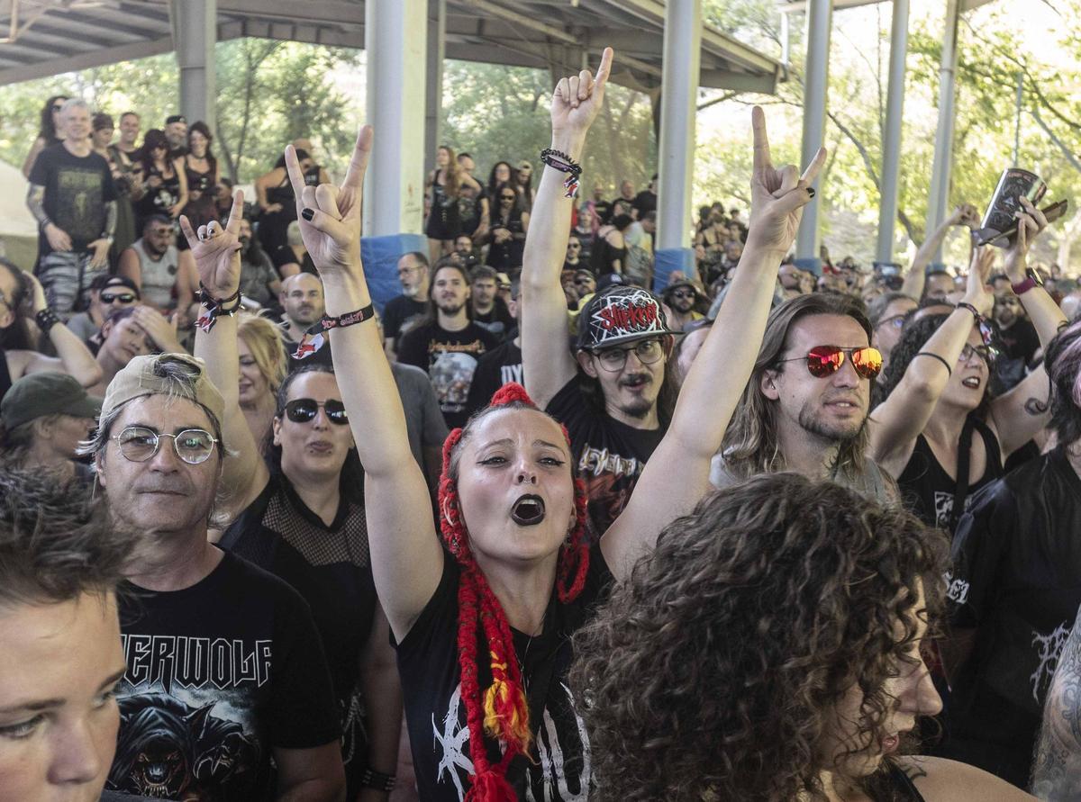 Leyendas del Rock arranca en Villena su edición más ambiciosa y multitudinaria