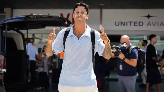 Cancelo ya está en Barcelona: "He hecho un esfuerzo y he podido salir libre"