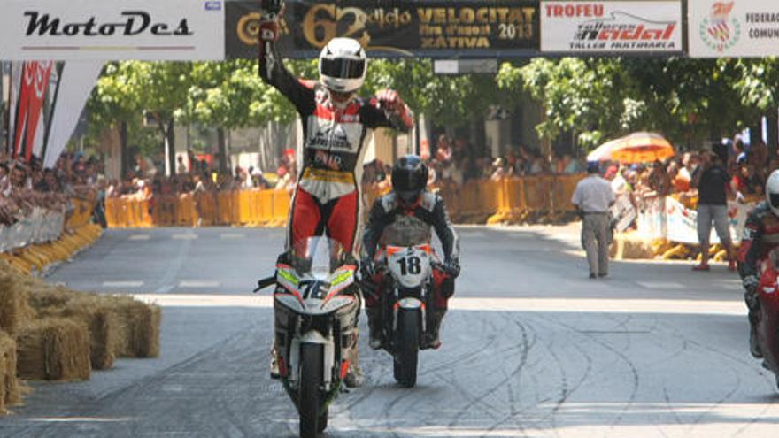 La polémica se debate en los clubes de motos