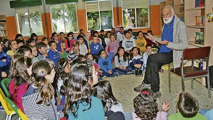 Un puente literario entre Nava y Tinduf