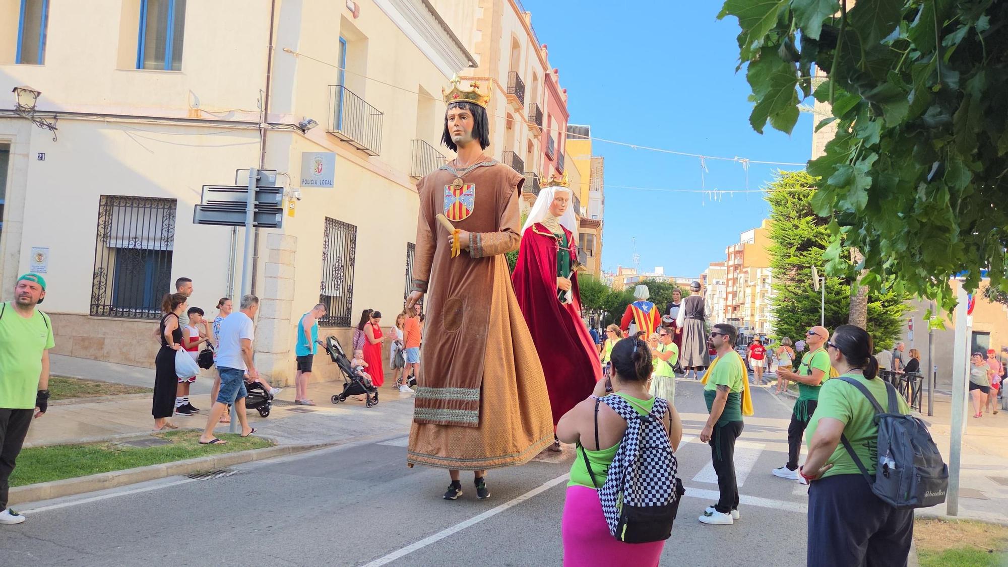 Les imatges de la trobada de nanos i gegants de Vinaròs