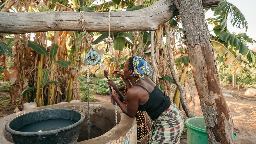 Hijos de Rivera impulsa en Gambia la construcción de pozos y bombas de agua para 6.000 personas