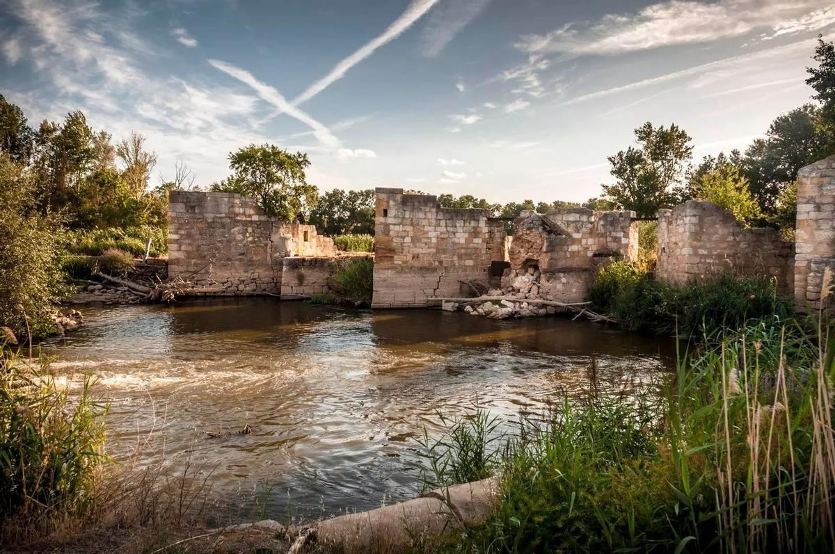 El reloj de sol de las aceñas de Gijón cumple 170 años.