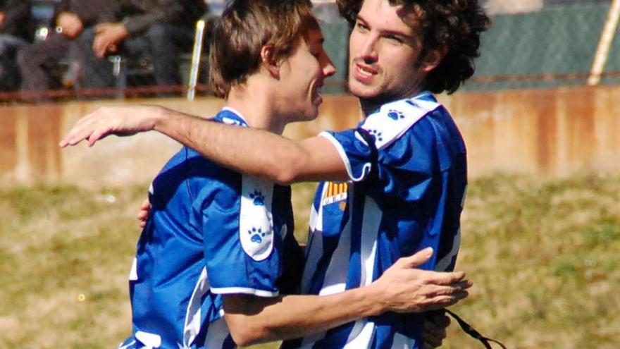 Quimo i Barrera celebren el gol de diumenge