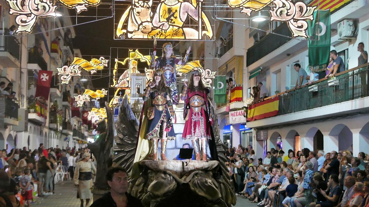 Entrada de Moros y Cristianos de Altea en una imagen de archivo.