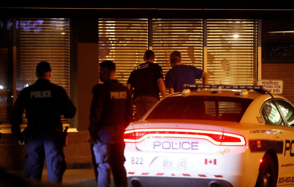 Al menos quince heridos tras explotar una bomba en un restaurante de Toronto