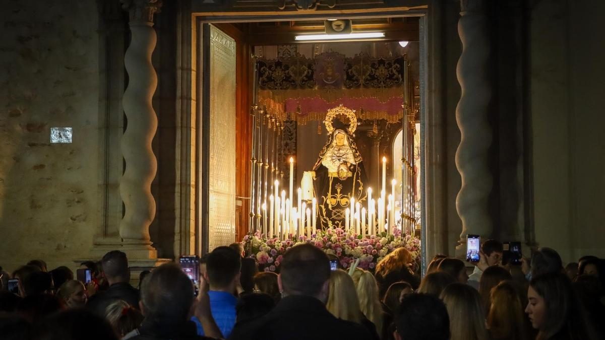 Procesión en una imagen de archivo de Torrent.
