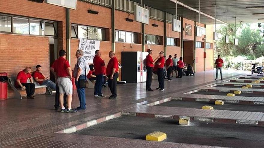 La plantilla de LEDA supedita el fin de la huelga al cobro de las nóminas