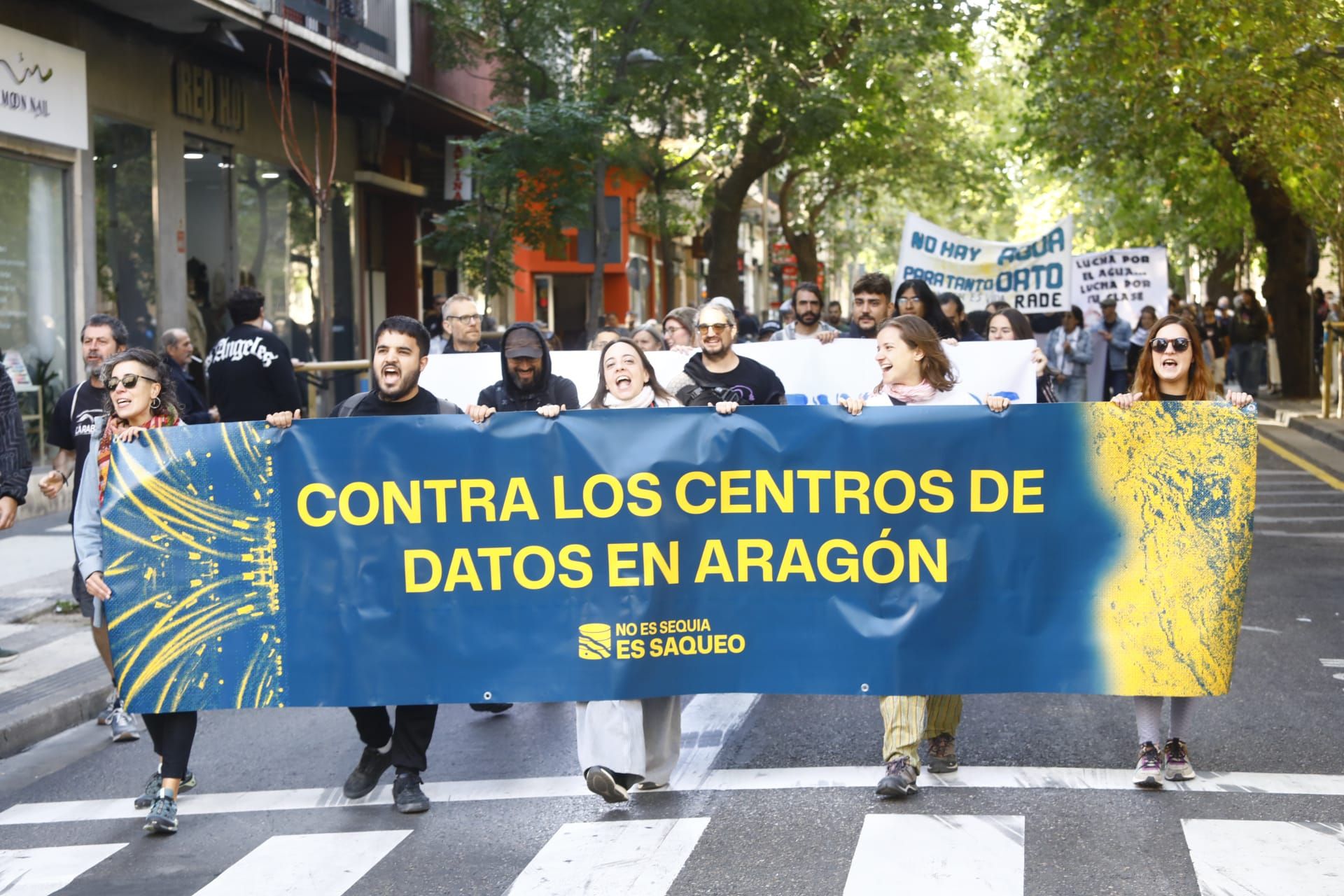 Manifestación en Zaragoza contra los centros de datos en Aragón
