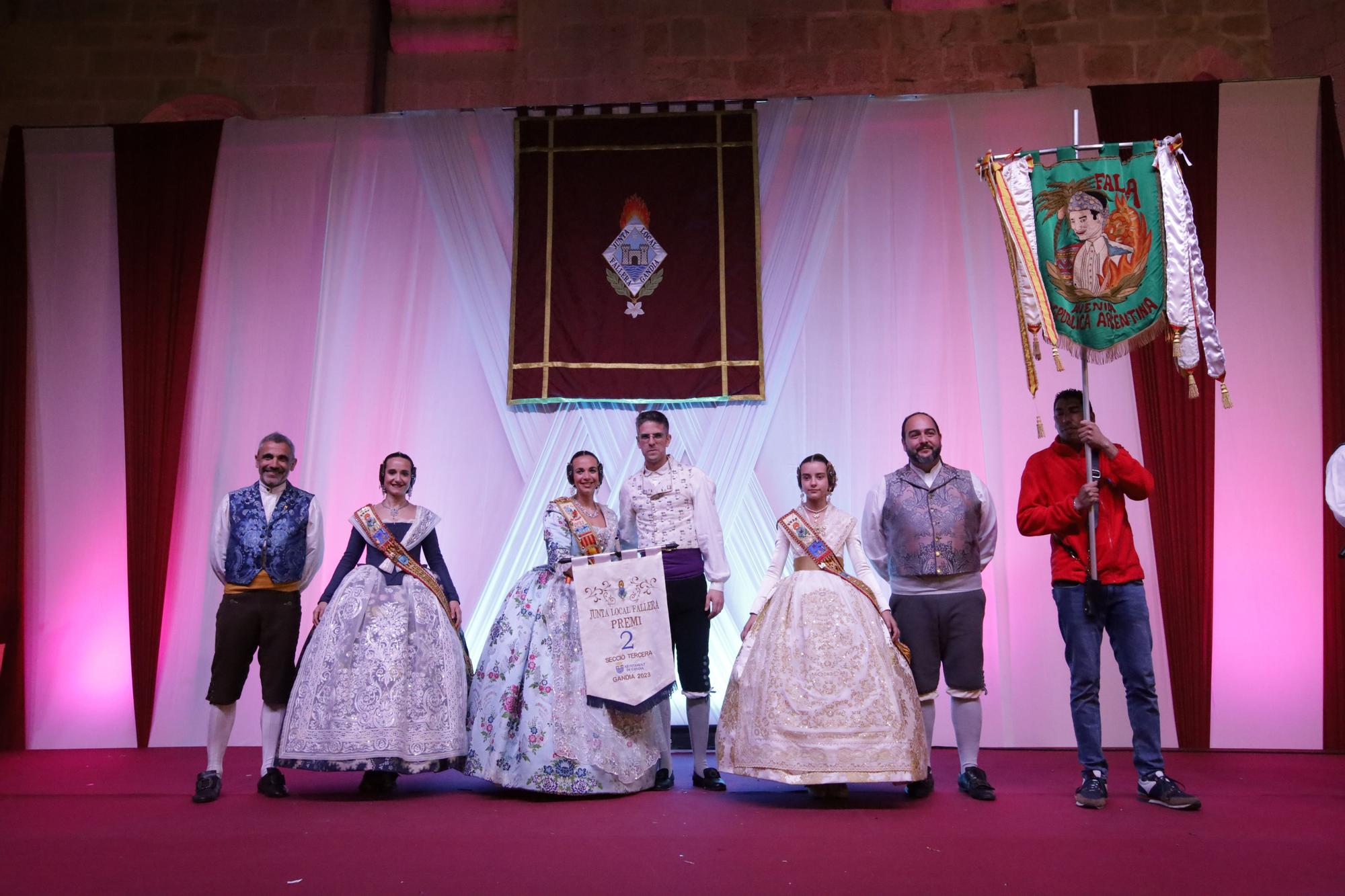 Todas las fotos de la entrega de premios falleros de Gandia