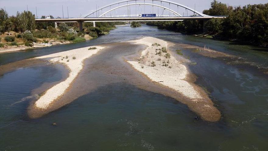 La decisión sobre el futuro del azud requiere de 66.000 € más