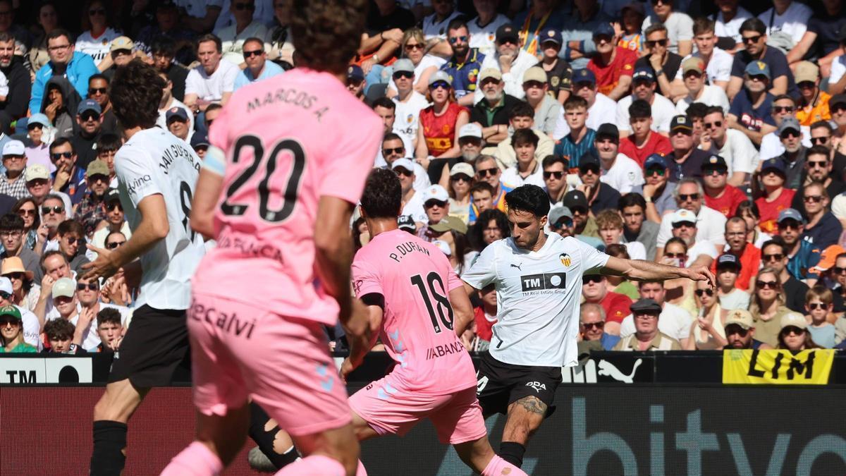 VALENCIA CF | Hay que renovarles a todos