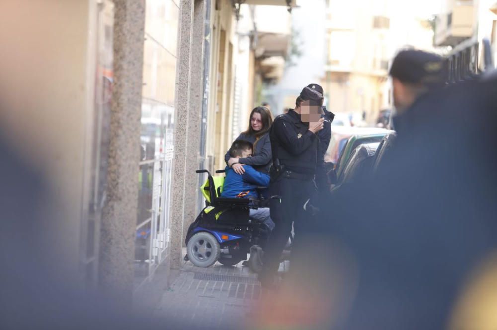 Protestas por el desahucio de un menor con discapacidad en Palma