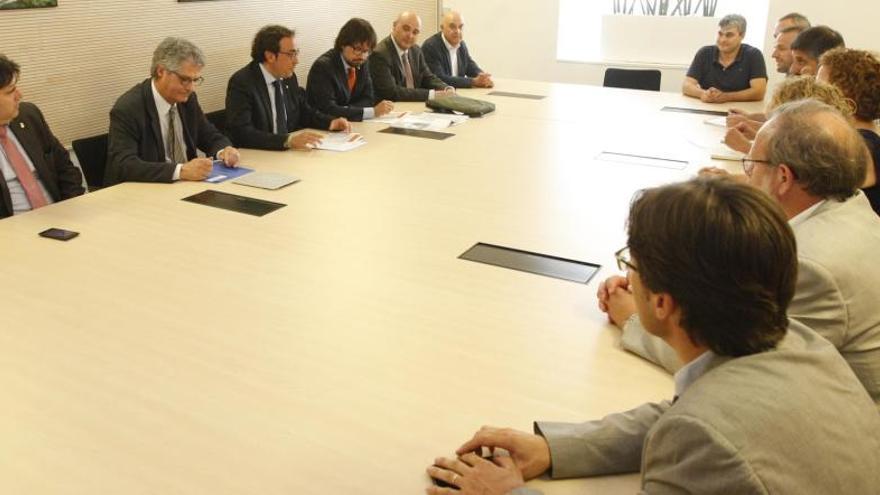 La reunió del conseller amb els alcaldes dels municipis de la N-141e i la C-63.