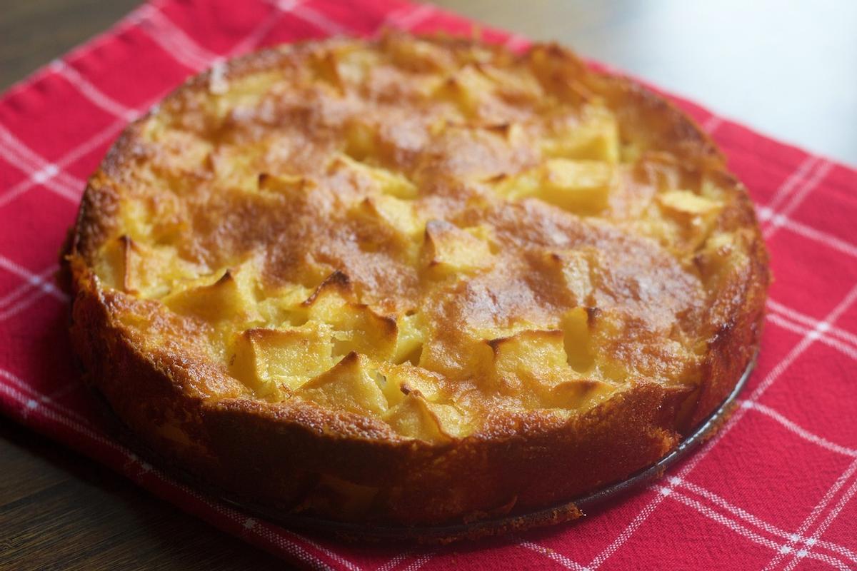 Tarta de manzana en la freidora de aire.