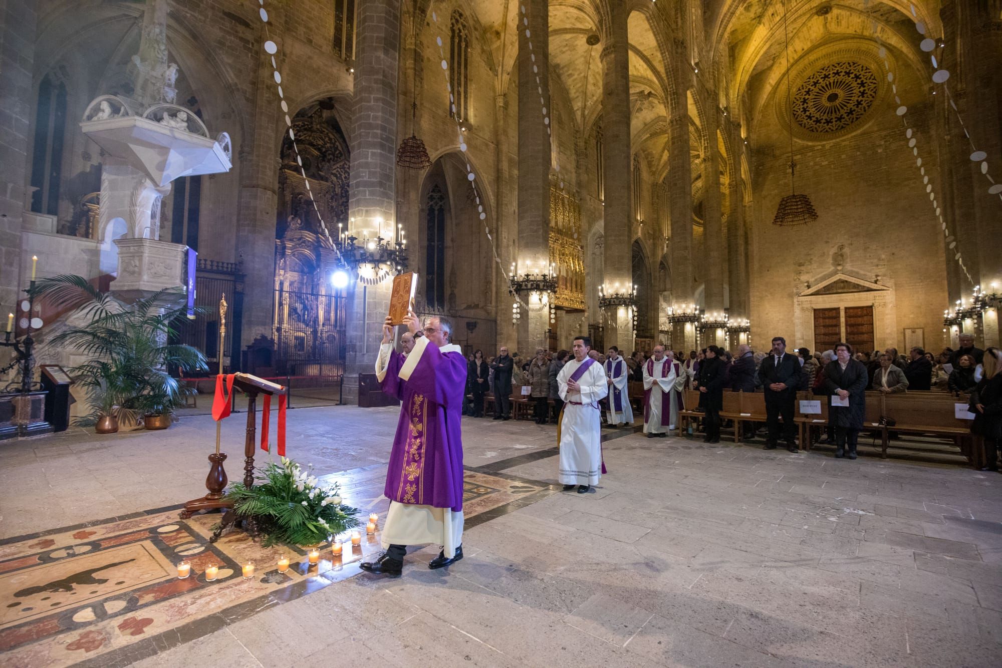 La Iglesia de Mallorca se despide de Benedicto XVI
