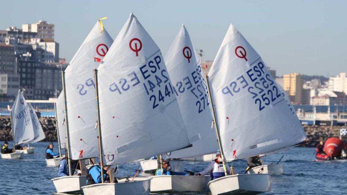 Momento de la competición, ayer en A Coruña. |  // PEDRO SEOANE