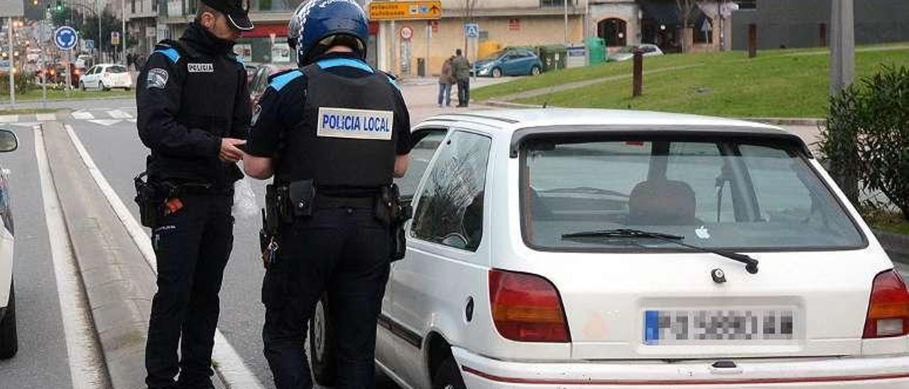 Control de alcoholemia de la Policía Local. // Rafa Vázquez