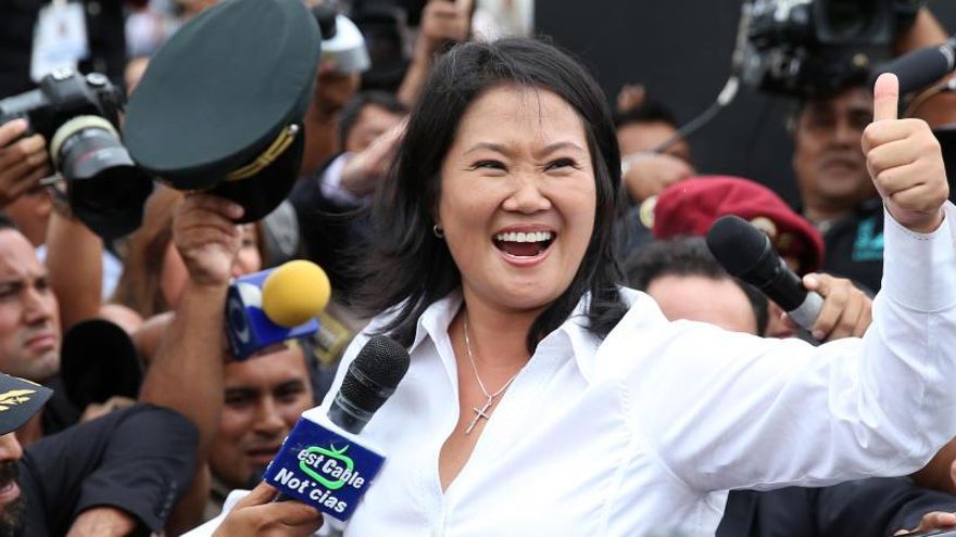 Detenida Keiko Fujimori por un delito de lavado de dinero.