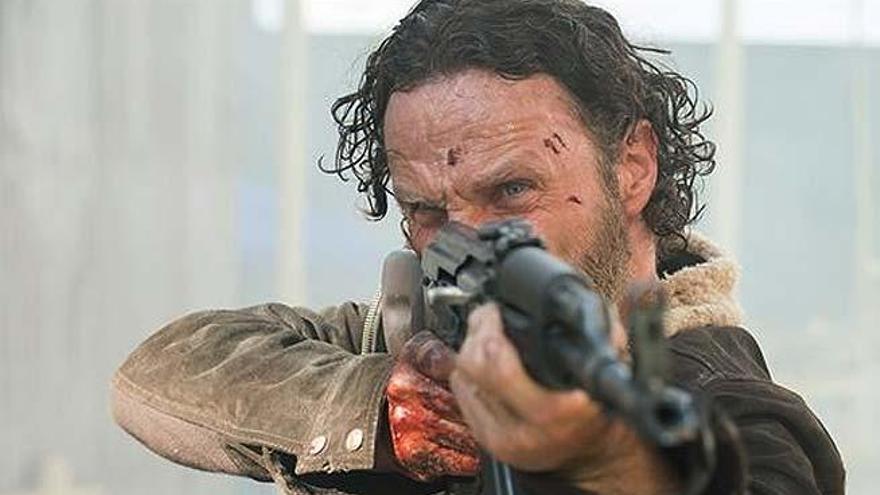 &#039;The Walking Dead&#039;: Rick al rescate en el primer clip de &#039;Crossed&#039;