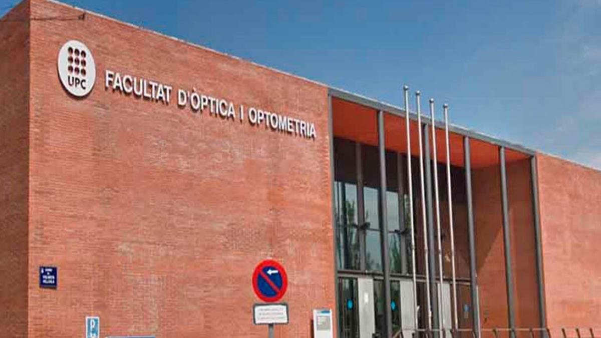 La facultad de Óptica de Terrassa acogerá el nuevo grado de Medicina de la UPC.
