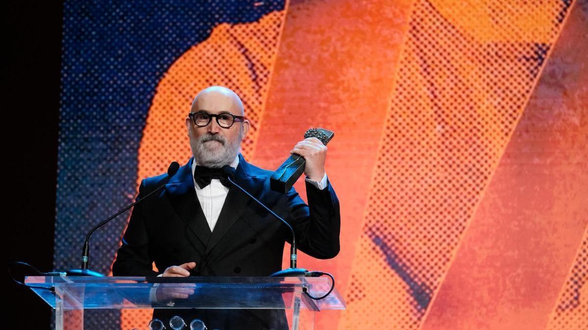 Javier Cámara recoge el Premio Málaga del Festival.