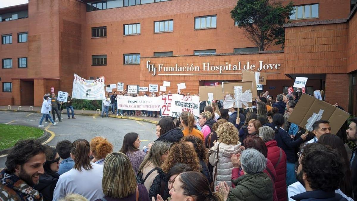 Una protesta reciente del personal sanitario de Jove.