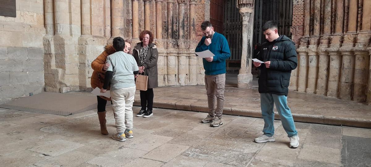 GALERÍA | La Junta Pro-Semana Santa de Toro entrega los premios a los escolares ganadores de su concurso de dibujo GALERÍA | La Junta Pro-Semana Santa de Toro entrega los premios a los escolares ganadores de su concurso de dibujo