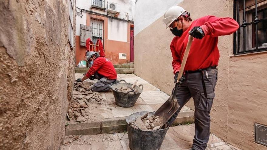 Arranca la obra para reformar la calle Castillo