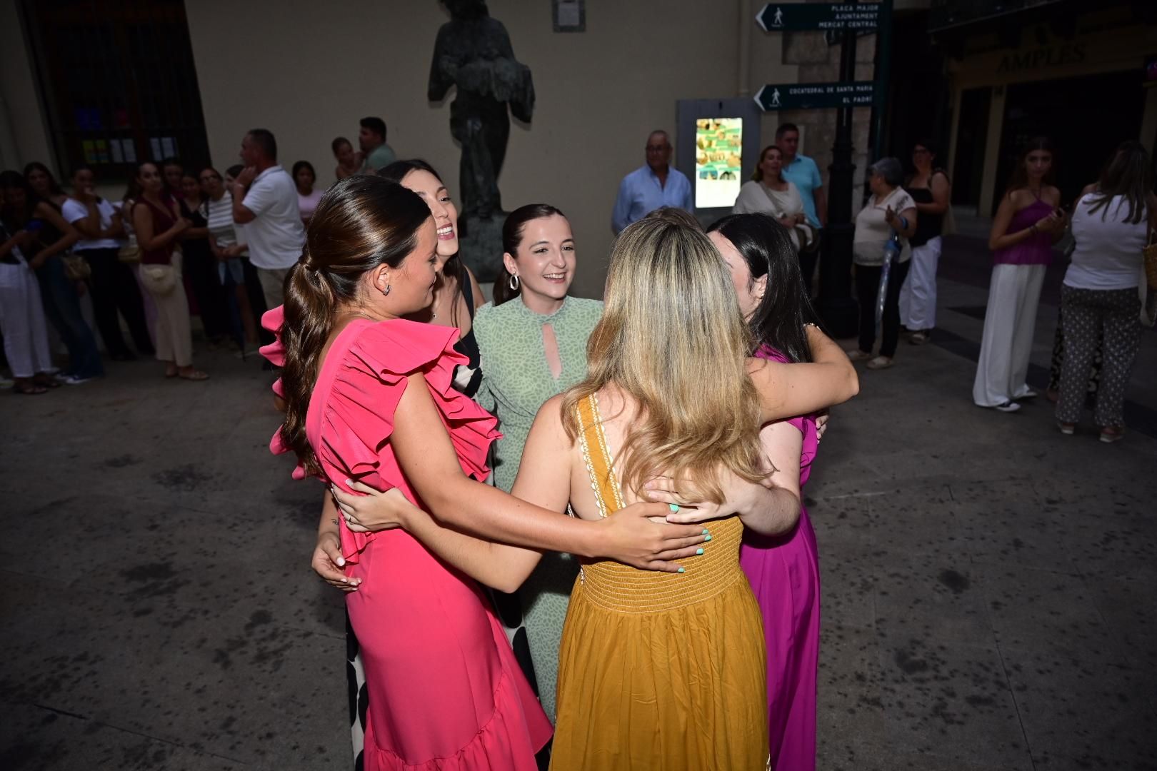 Galería de fotos: Clara Sanz Sobrino y Ana Colón Sastriques, reina y reina infantil de las fiestas de Castelló 2026