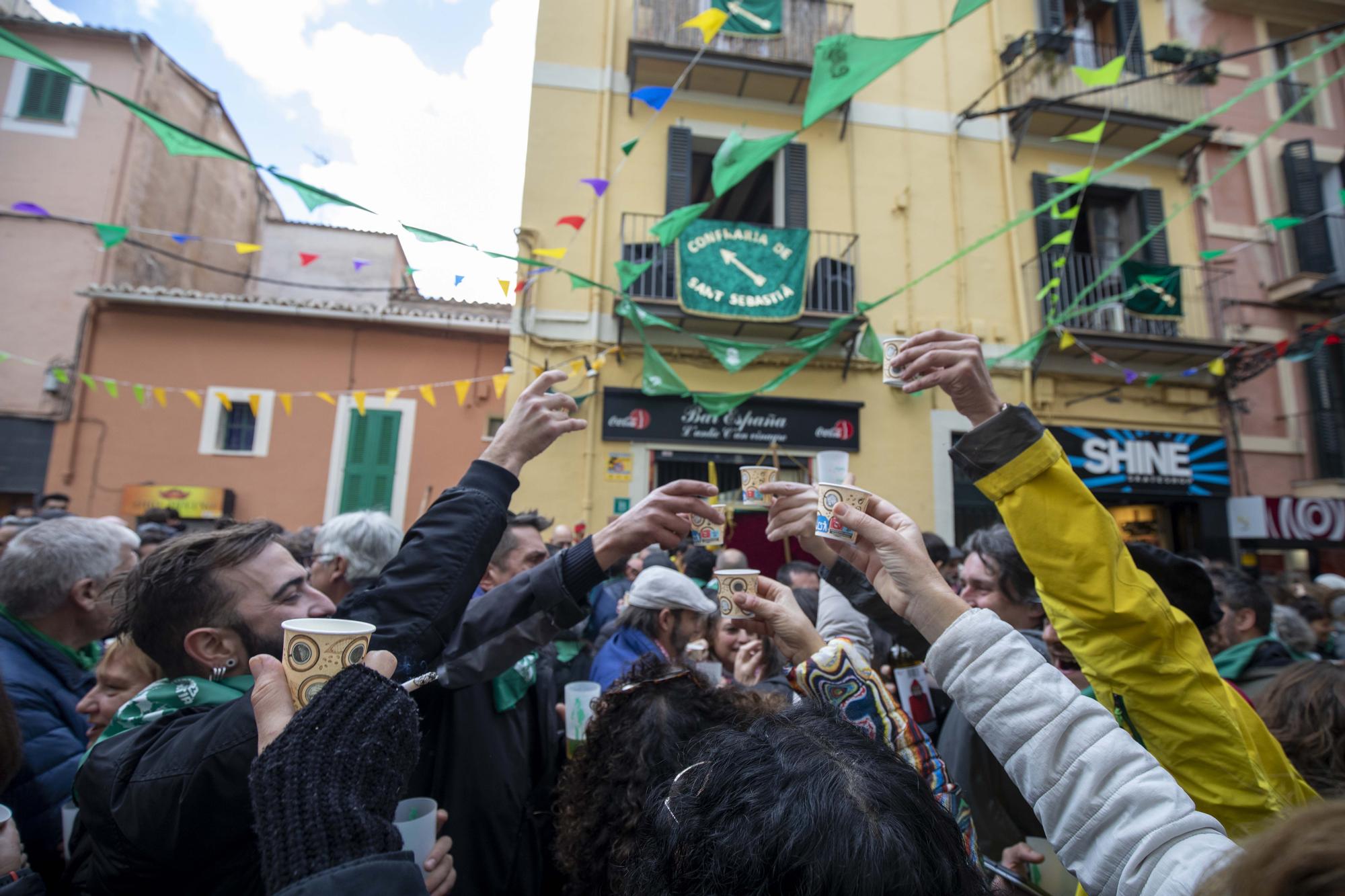 Búscate en las imágenes de Sant Sebastià