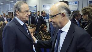 Florentino Pérez y Cristóbal Montoro, ministro de Economía.