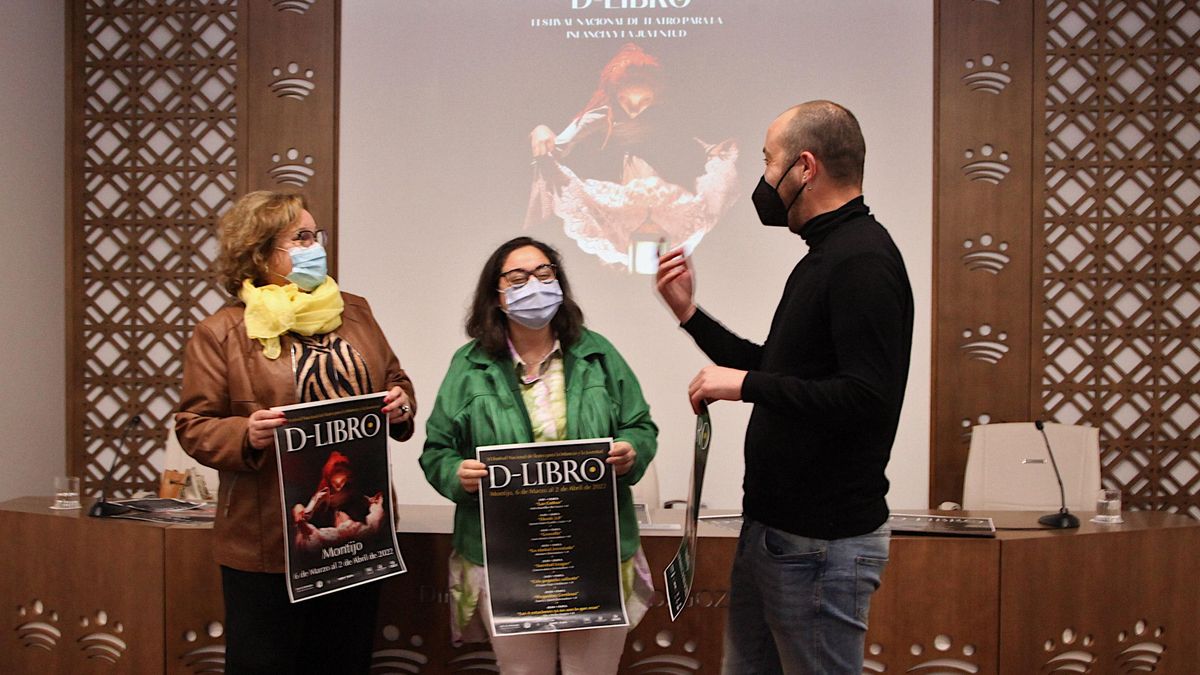 Asistentes a la presentación del festival, ayer.
