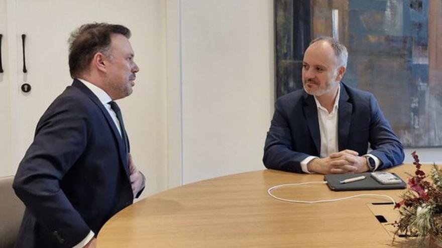 Regades con João Bezerra da Silva (i.).