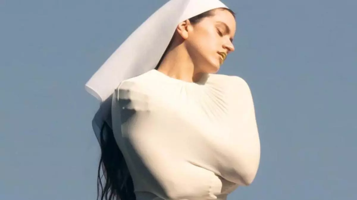 Crítica de 'Lux': Rosalía exige tanto como da en un exponencial álbum en el que desplaza el centro del pop