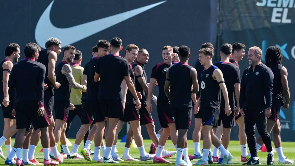Lateral zurdo: el perfil moderno que busca Flick