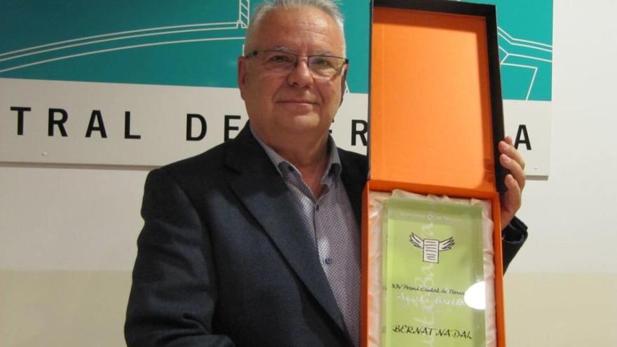 Bernat Nadal, gana el Premi Agustí Bartra de Poesía