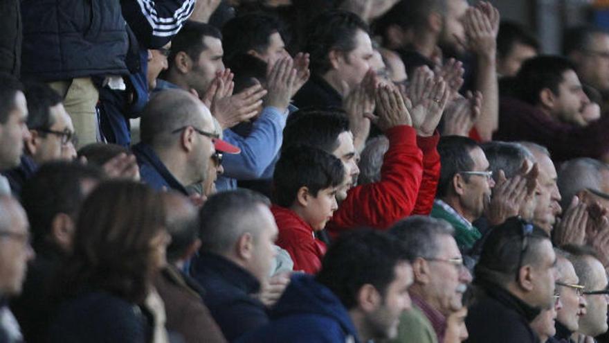 El sábado no hubo representación oficial de Huracán en el palco.