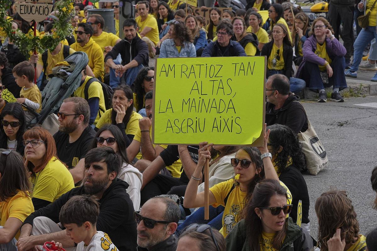 Les imatges de la protesta dels docents a la ciutat de Girona Les imatges de la protesta dels docents a la ciutat de Girona