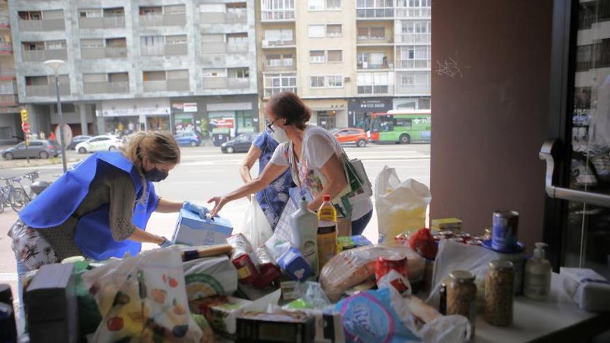 El 69% de las ayudas que se piden en Zaragoza son para hacer la compra