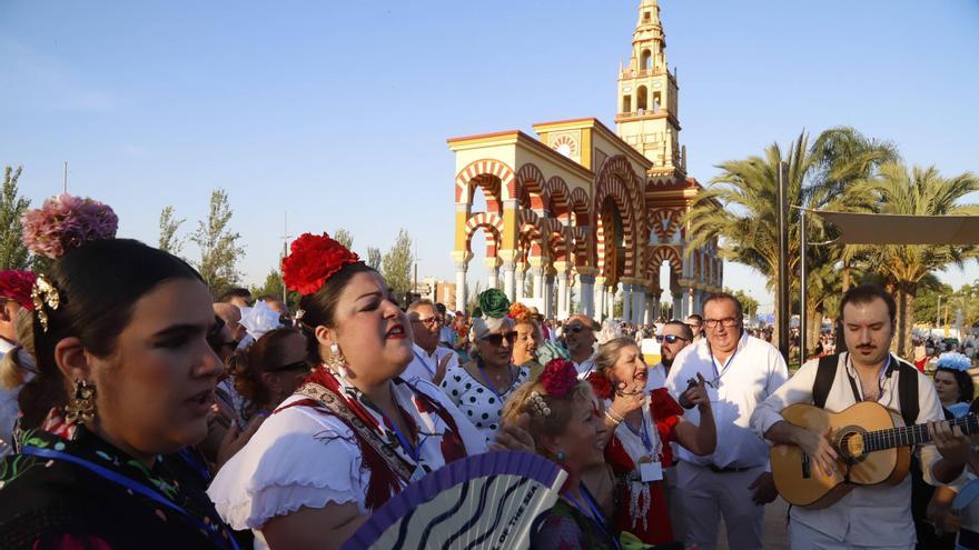 El pasacalles rociero en la Feria de Córdoba