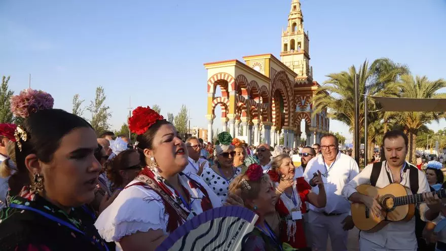 El pasacalles rociero en la Feria de Córdoba