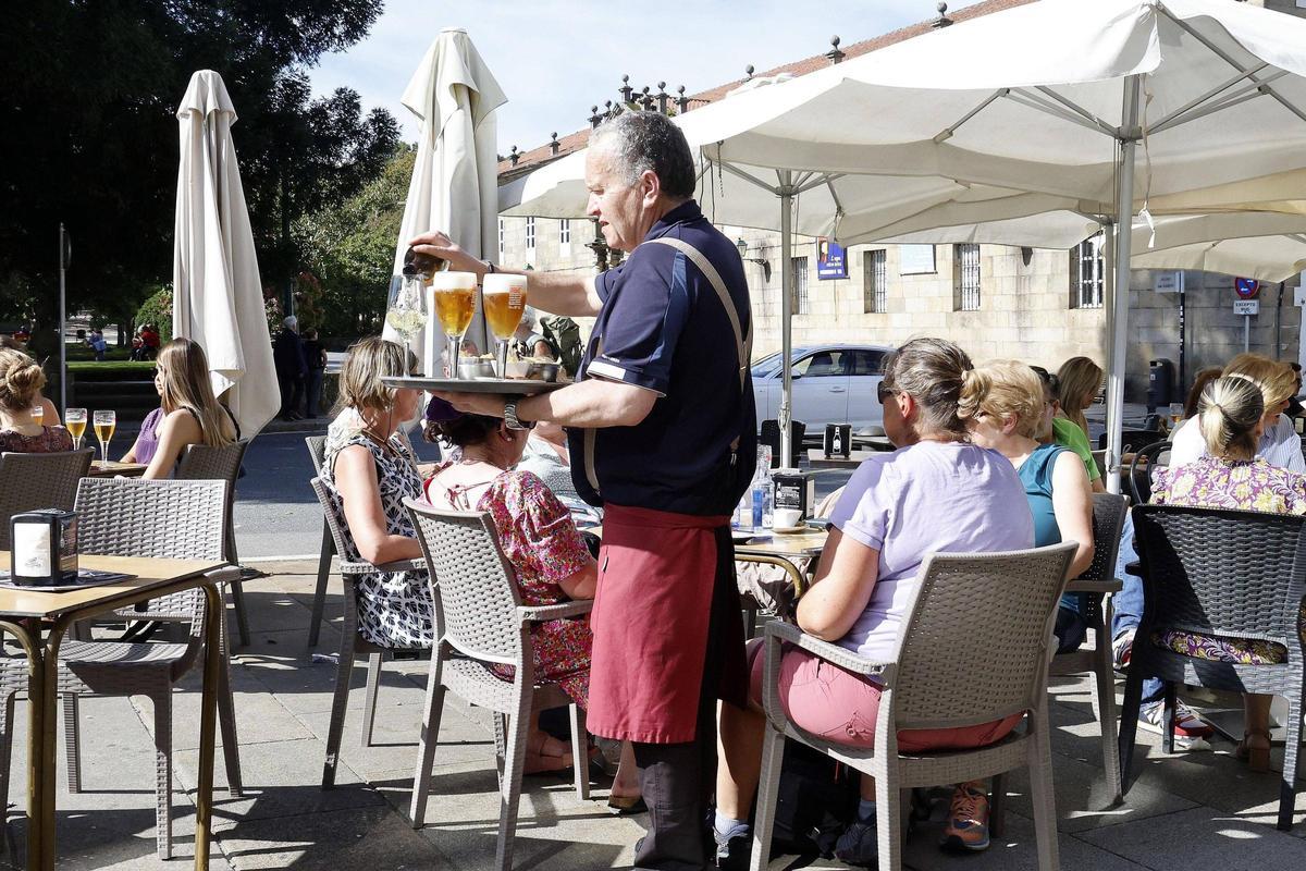 El Gobierno ha aprobado este martes la subida del SMI hasta los 1.184 euros en 14 pagas