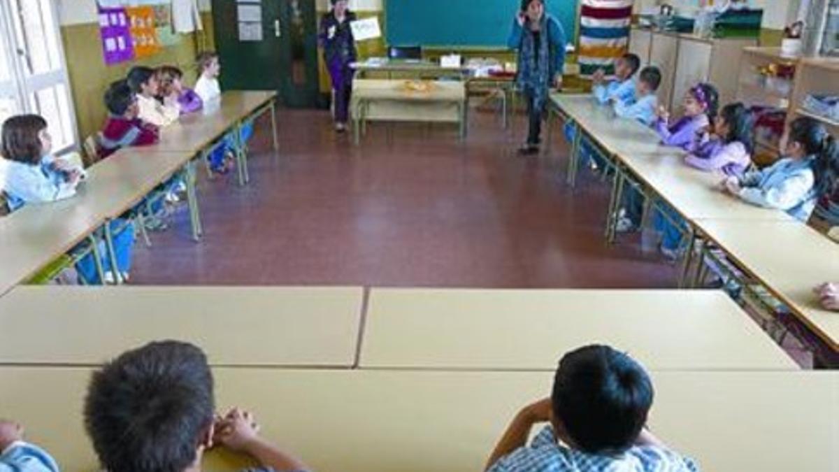 Alumnos en una clase del CEIP Poblenou, de Barcelona.